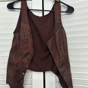 Cute brown vest